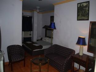 Charans International Hotel Lucknow